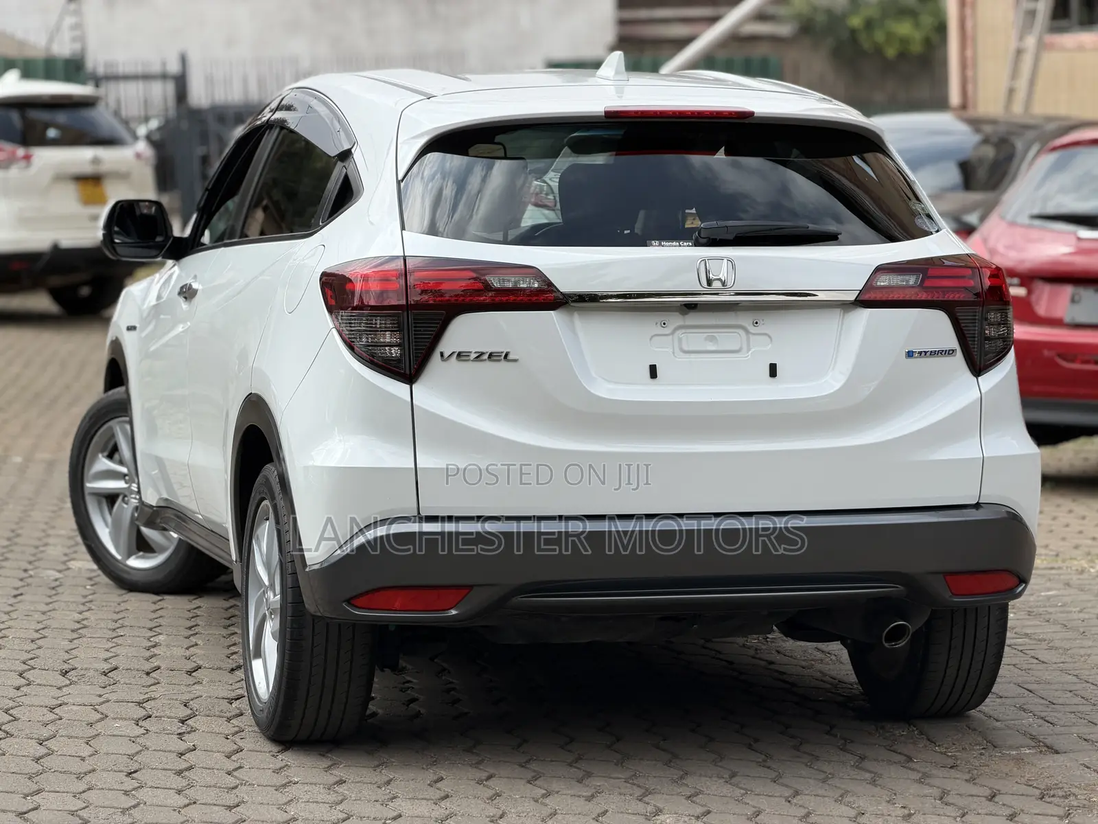 Honda Vezel 1.5 Hybrid 2WD 2019 White