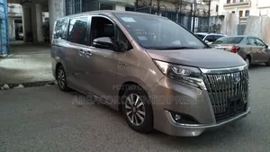 Toyota Esquire 2019 Gray
