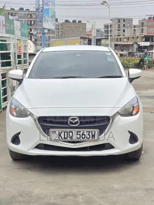 Mazda Demio 2018 White