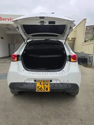 Mazda Demio 2018 White