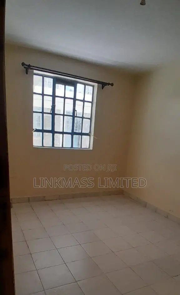 Mini Flat in Gateway Mall Area for rent