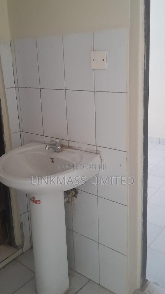 Mini Flat in Gateway Mall Area for rent - thumbnail 6