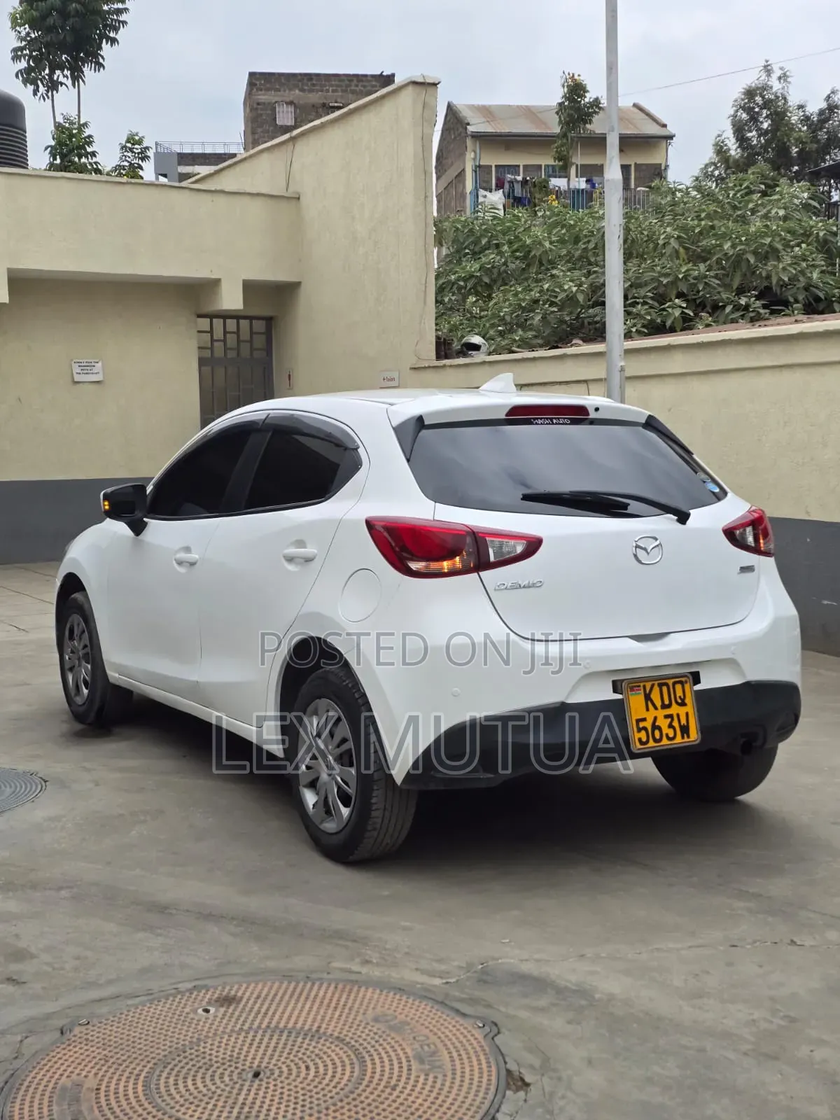 Mazda Demio 2018 White