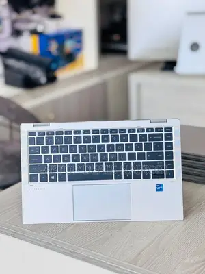 Laptop HP EliteBook 1040 G8 32GB Intel Core i7 SSD 512GB