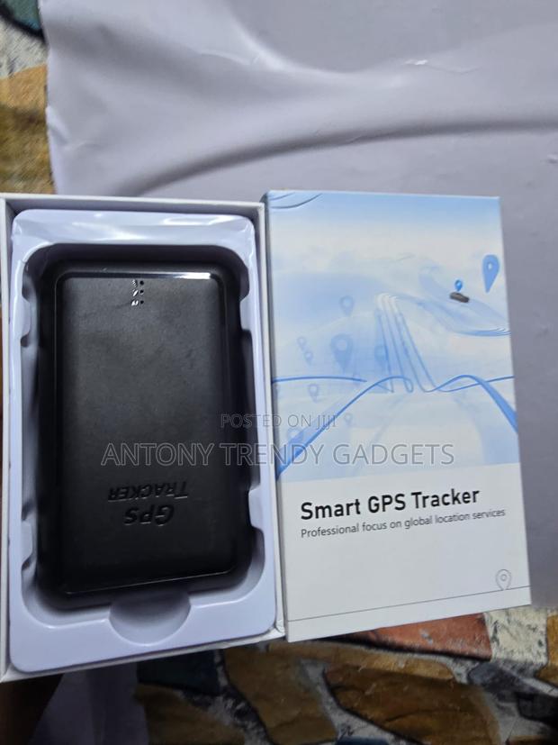 Smart 4G GPS Tracker for Vehicle Anti-Theft Fleet Tracking - thumbnail 3