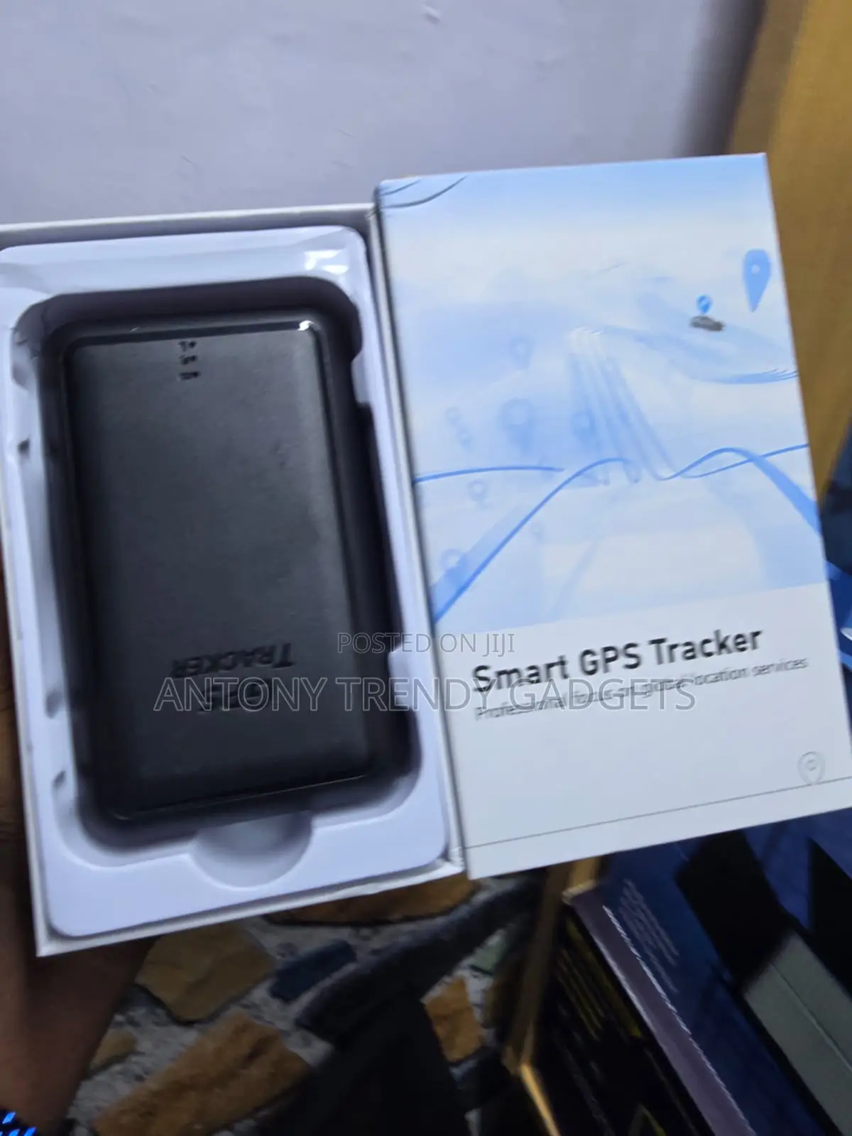 P11 4G LTE GPS Tracker With 20000mAh Battery Magnet