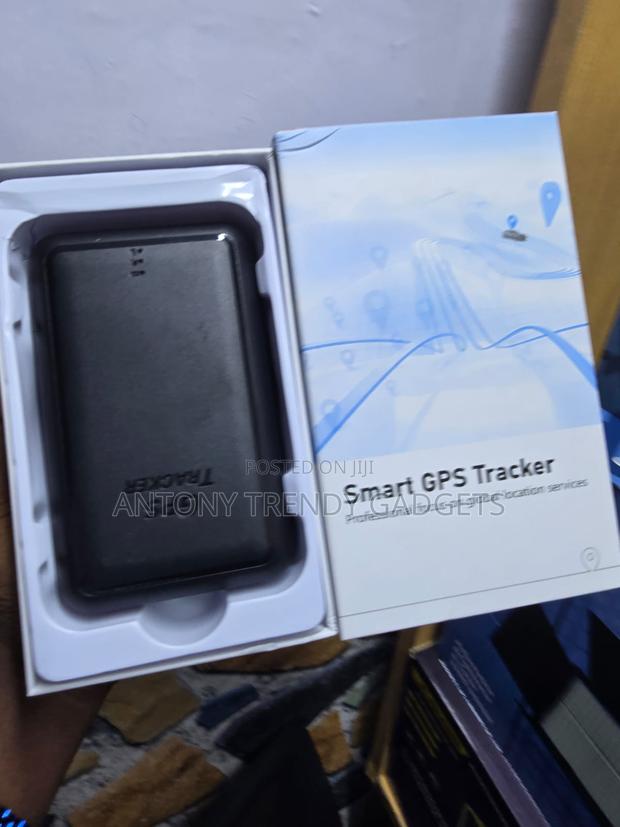 P11 4G LTE GPS Tracker With 20000mAh Battery Magnet - thumbnail 3