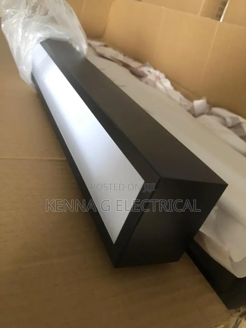 4Ft LED Linear Light