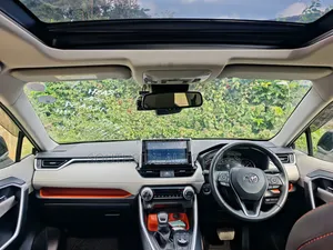 Toyota RAV4 2021 Gray