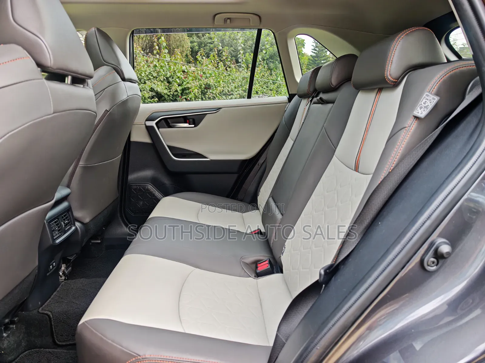 Toyota RAV4 2021 Gray