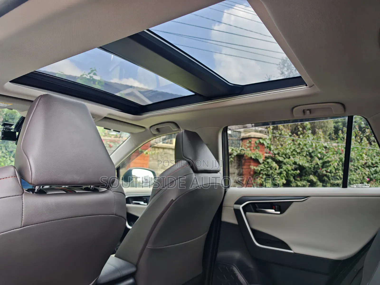 Toyota RAV4 2021 Gray