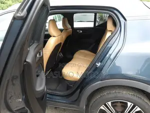 Volvo XC40 2019 Blue