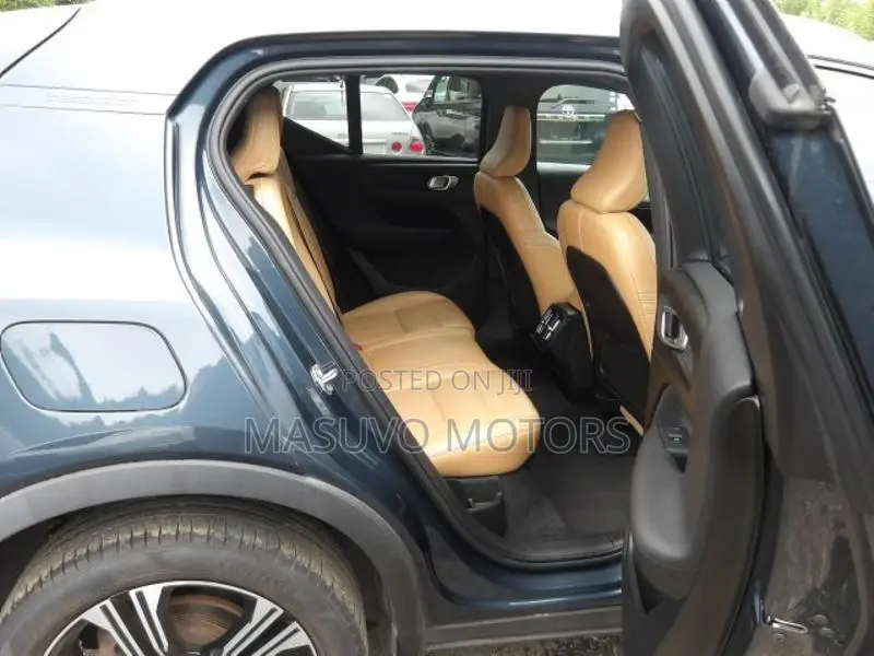 Volvo XC40 2019 Blue