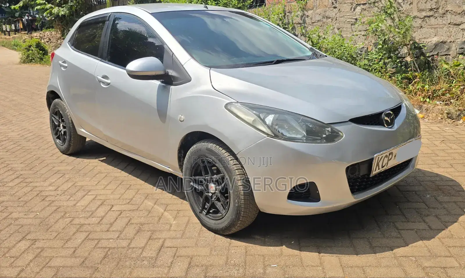 Mazda Demio 2010 Silver