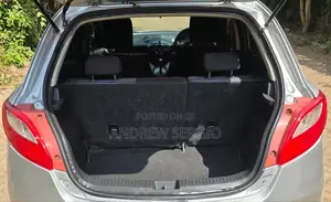 Mazda Demio 2010 Silver