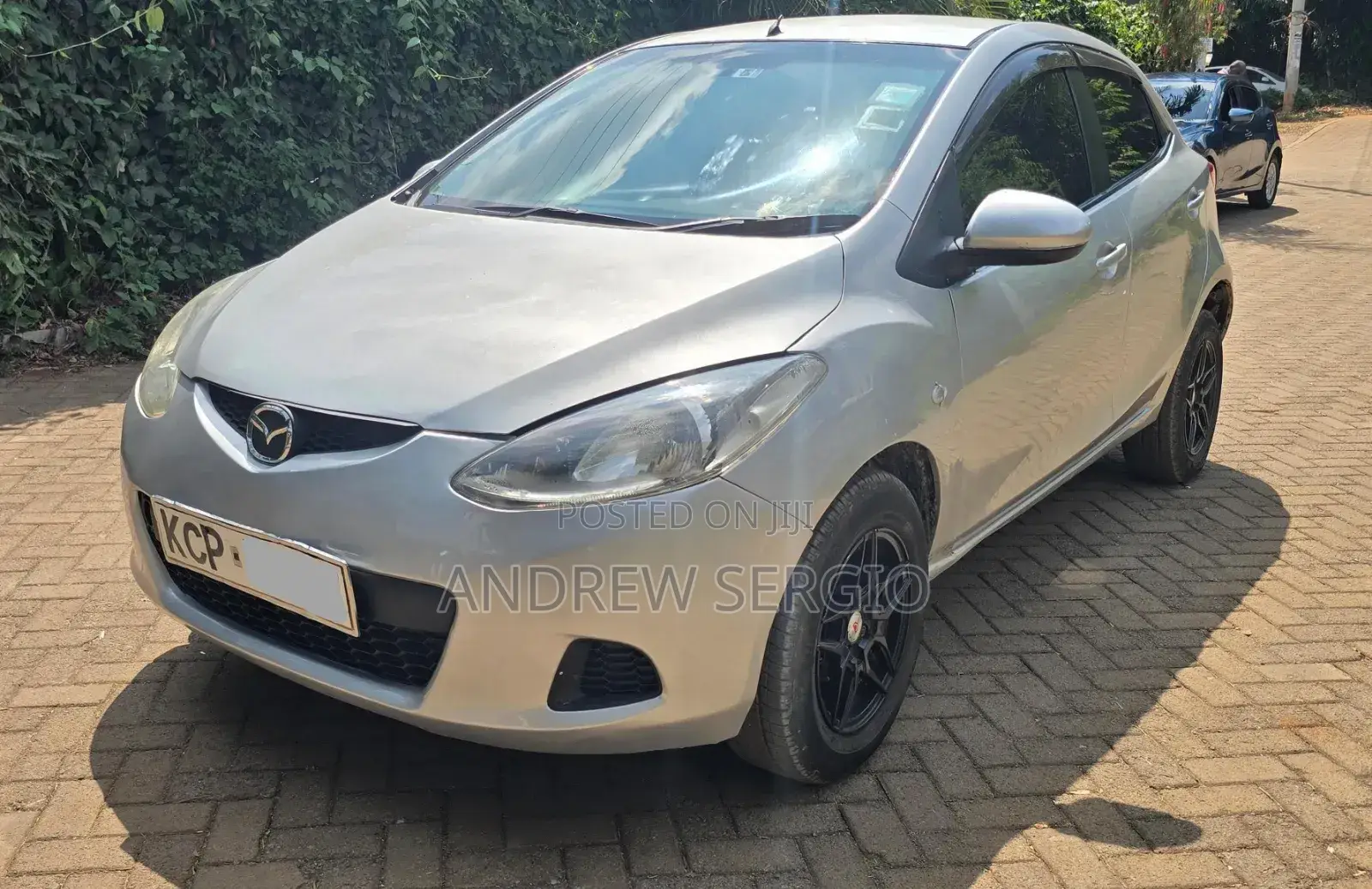 Mazda Demio 2010 Silver