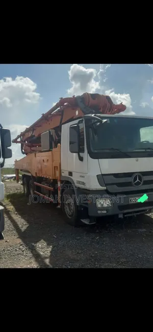 Concrete Pump and Carmix for Hire