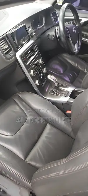 Volvo V60 2015 White