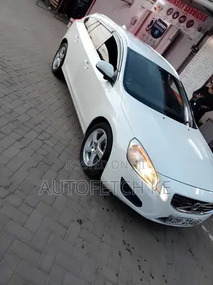 Volvo V60 2015 White