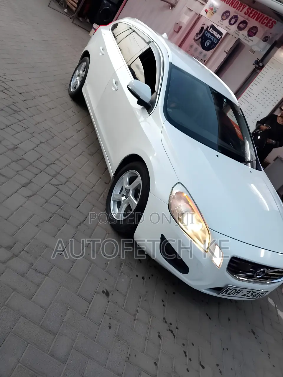 Volvo V60 2015 White