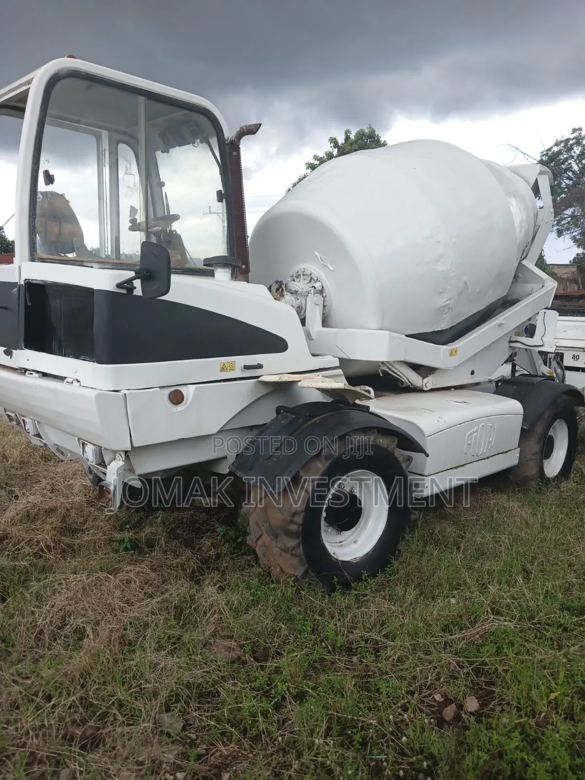 Concrete Pump and Carmix for Hire
