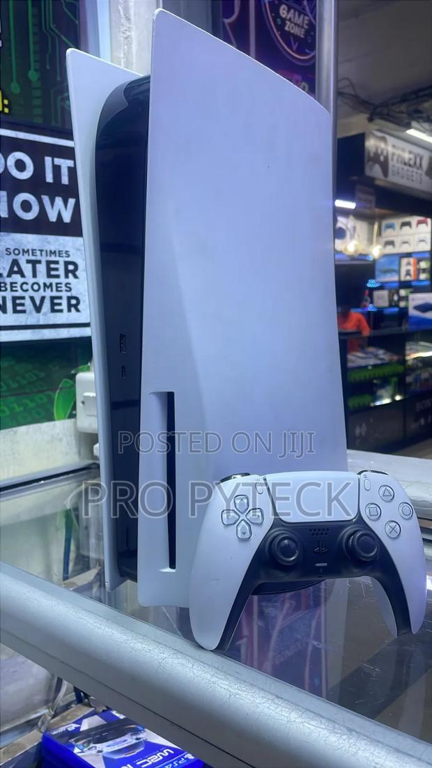 Playstation 5 Standard - thumbnail 4