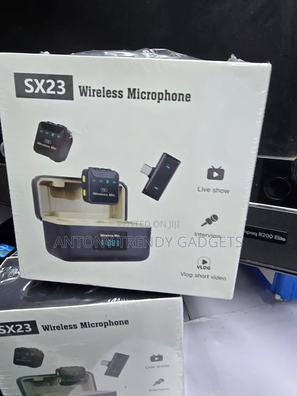 SX23 Dual Wireless Lavalier Mic With 3-in-1 Receiver