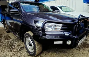 Toyota Hilux 2021 Gray