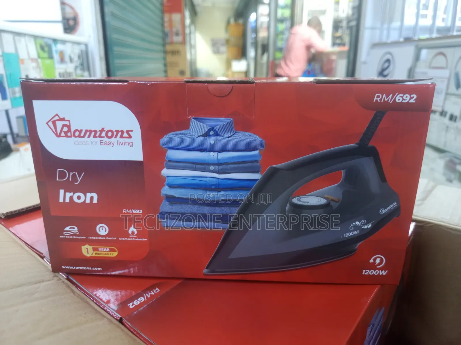Ramtons RM/692 Dry Iron Box With 1200 Watts 