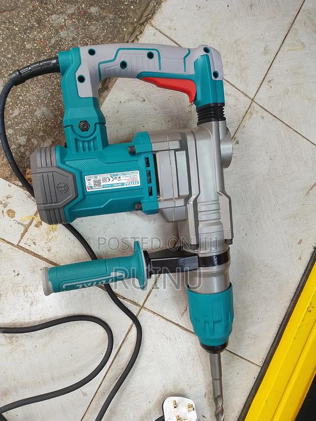 Electric Demolition Hammer / Concrete Breaker