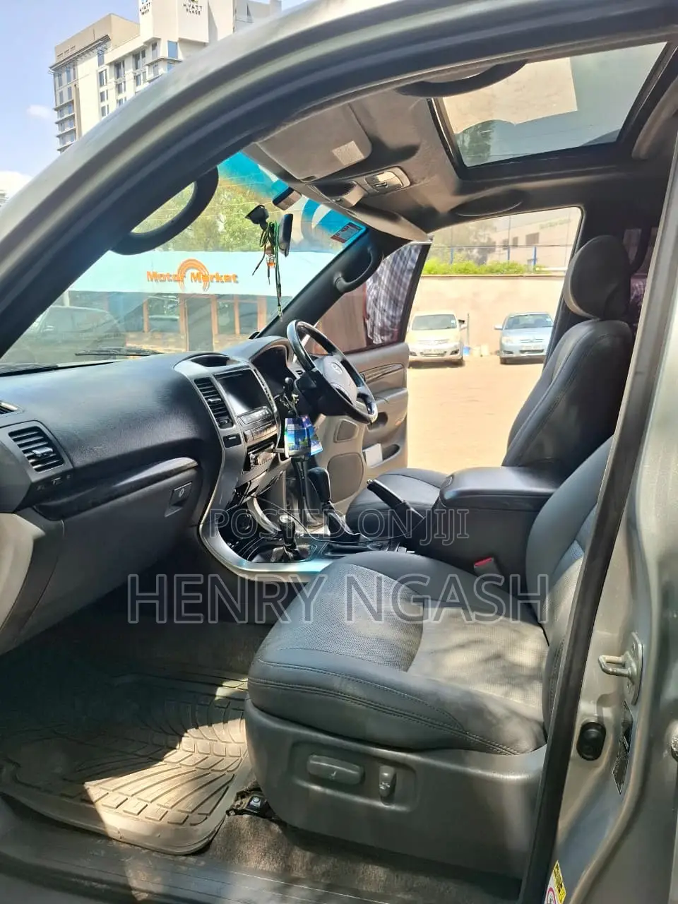 Toyota Land Cruiser Prado 2009 Silver