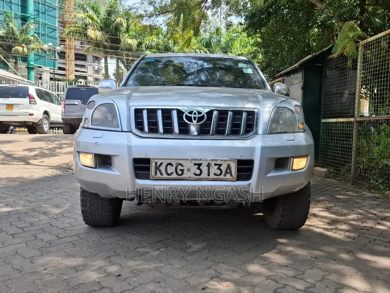Toyota Land Cruiser Prado 2009 Silver