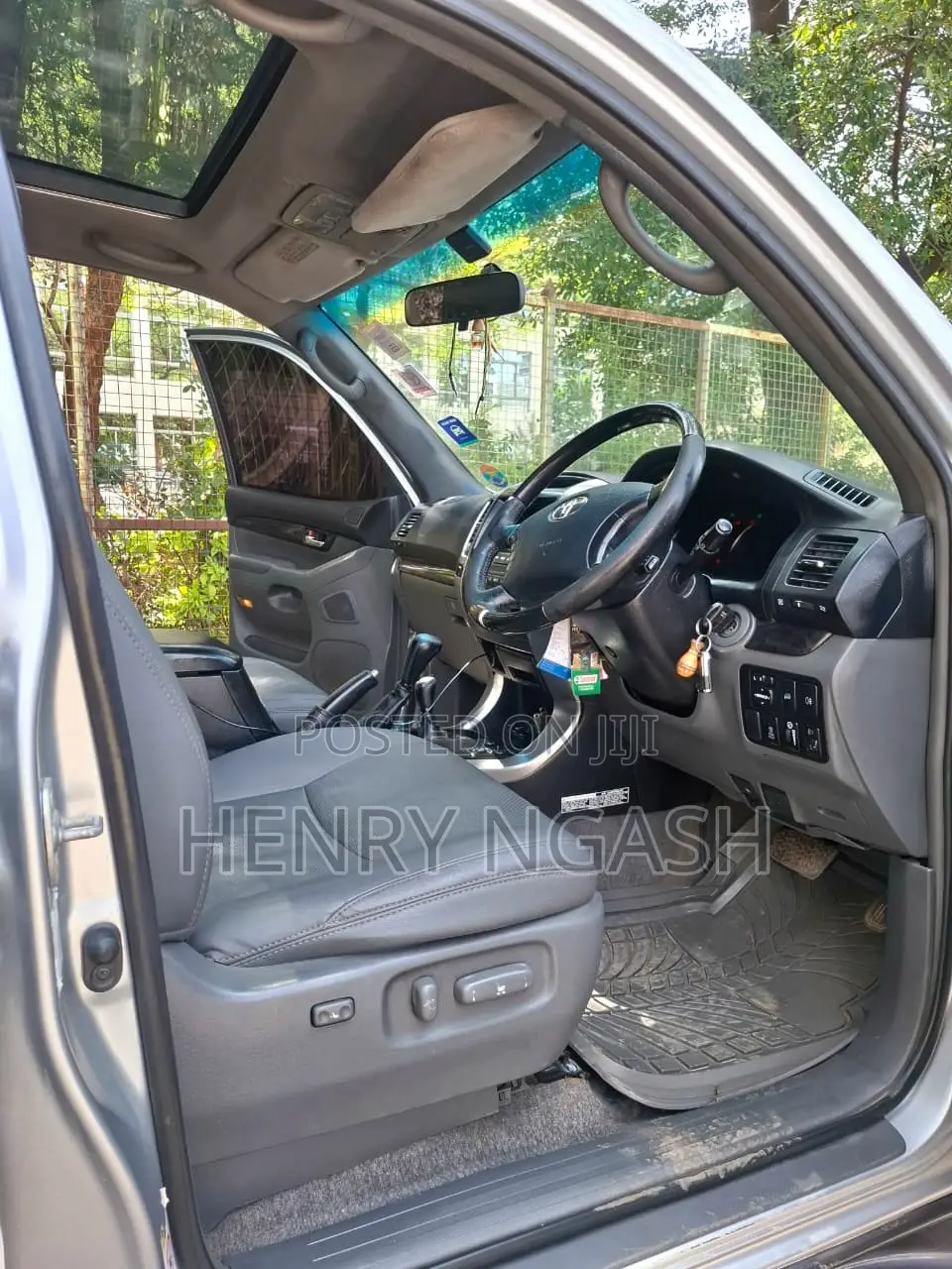 Toyota Land Cruiser Prado 2009 Silver