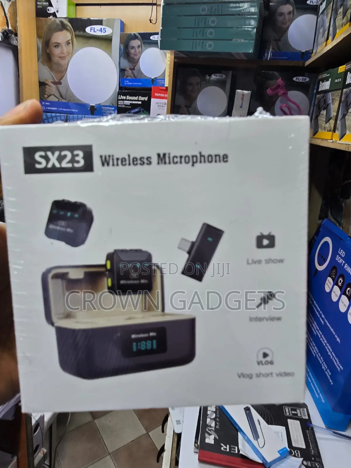 SX23 Rechargeable Wireless Microphone for Live Streaming