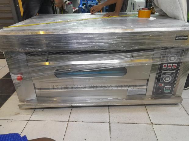 One Deck Two Tray Gas Food Oven - main view