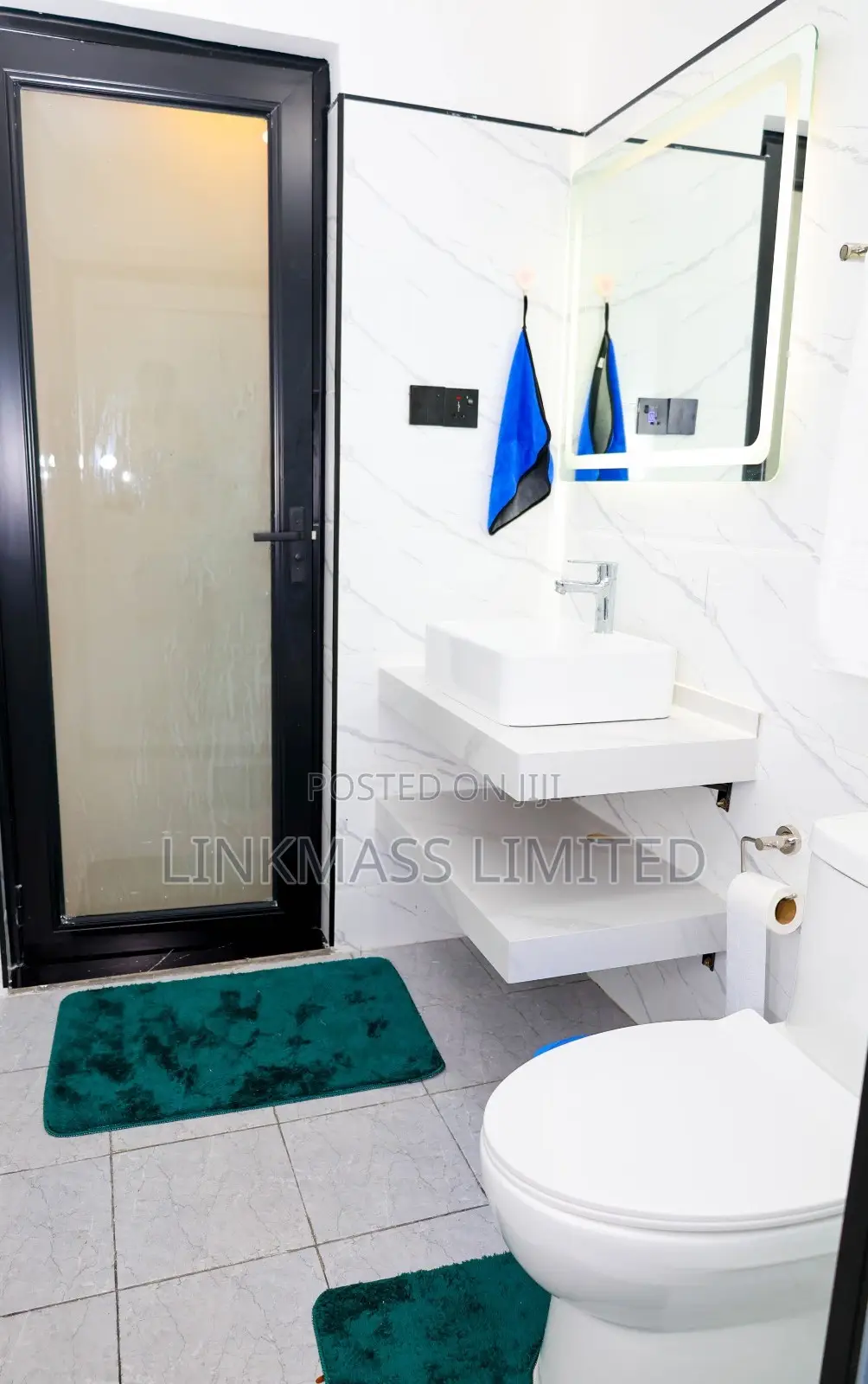 Furnished 3bdrm Apartment in Apple Tree Apartment, Hotel 67 Area