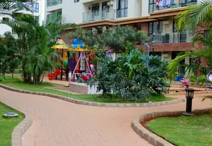 Furnished 3bdrm Apartment in Apple Tree Apartment, Hotel 67 Area