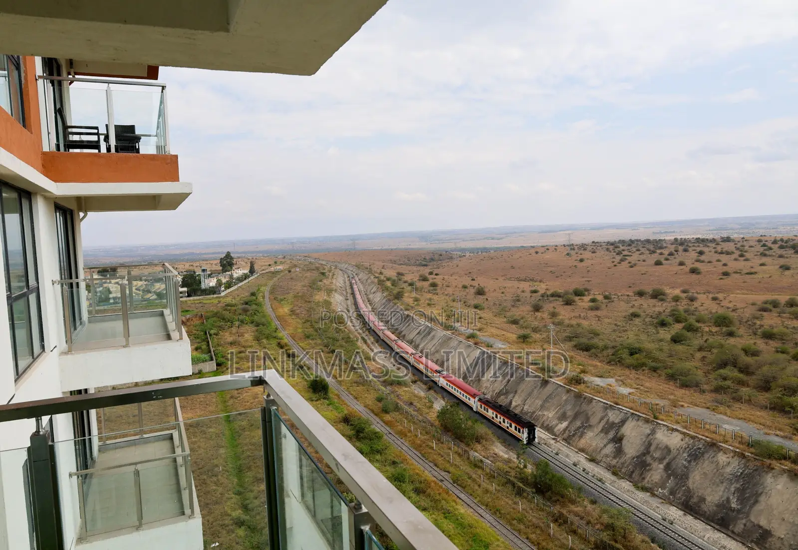 Furnished 3bdrm Apartment in Apple Tree Apartment, Hotel 67 Area