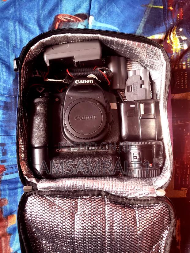 Canon 50d With All Accessories - thumbnail 2