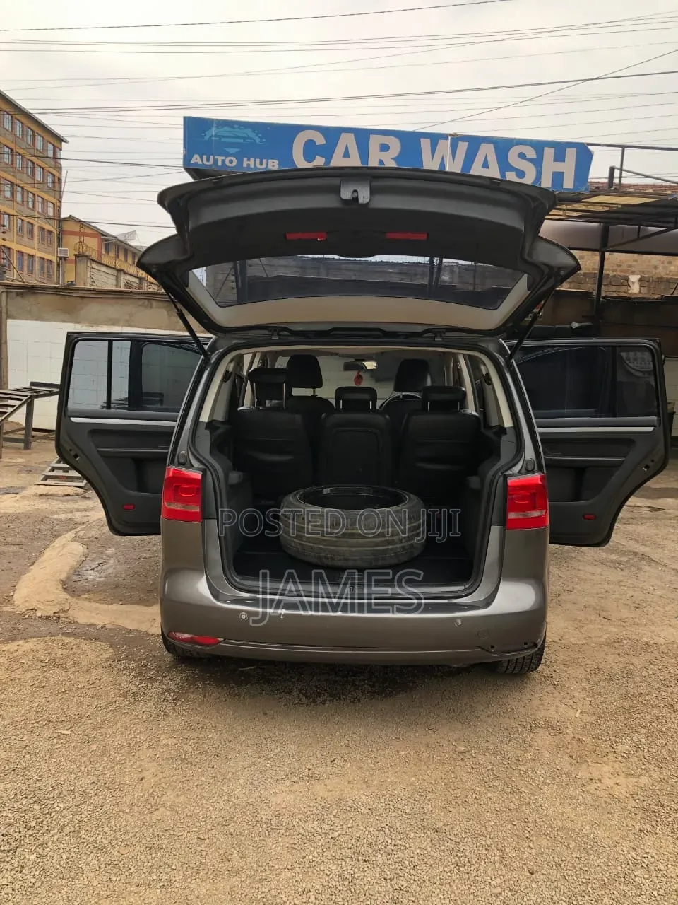 Volkswagen Touran 2014 Gray