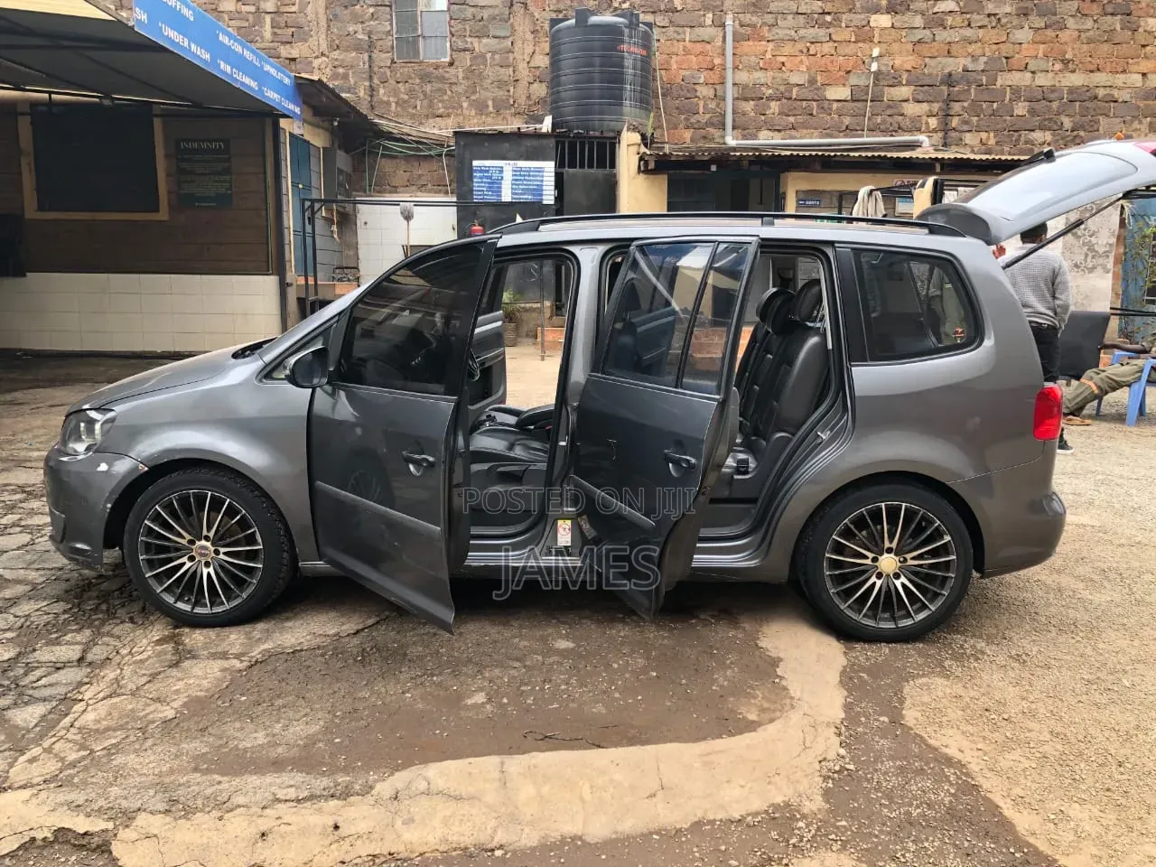Volkswagen Touran 2014 Gray