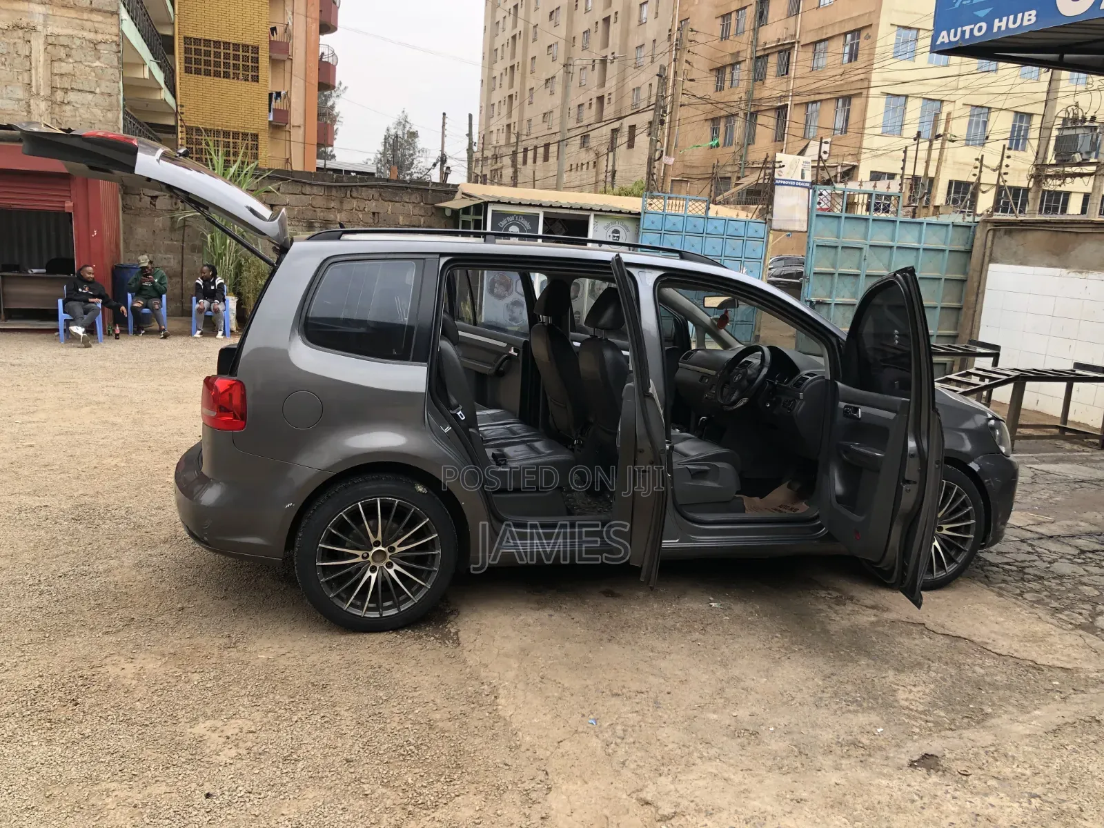 Volkswagen Touran 2014 Gray