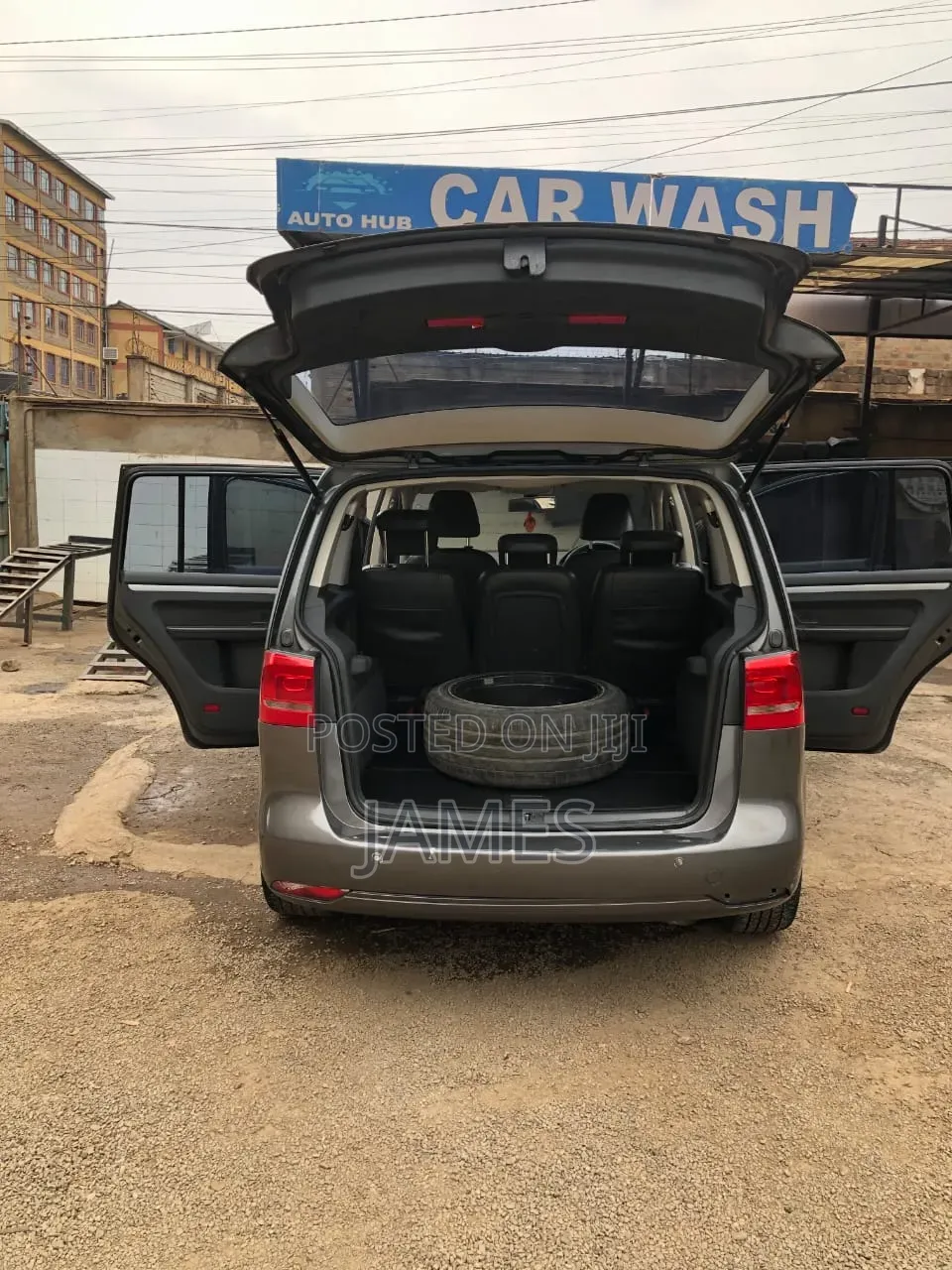 Volkswagen Touran 2014 Gray