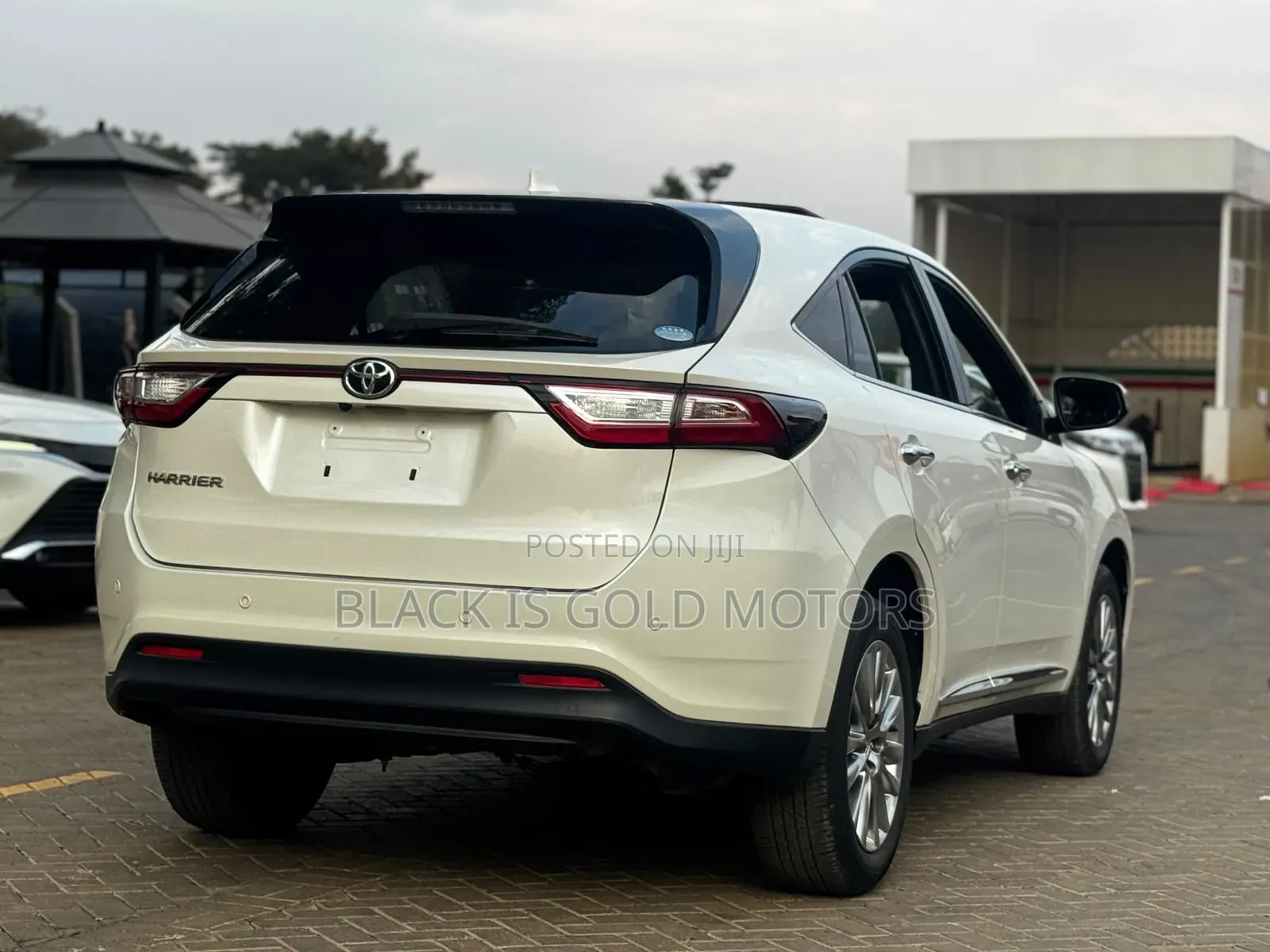 Toyota Harrier 2019 White
