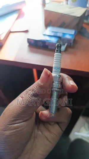 SPARK PLUGS for Suzuki Alto