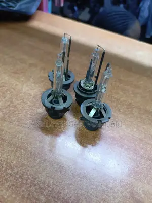 Xenon Bulbs for Headlights