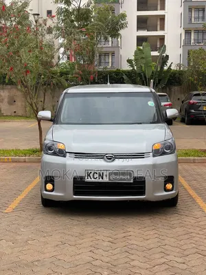 Toyota Corolla Rumion 2010 Silver