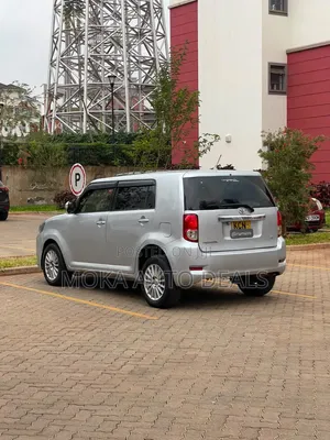 Toyota Corolla Rumion 2010 Silver