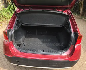BMW X1 2011 Red