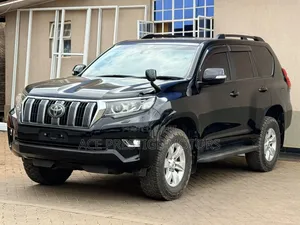 Toyota Land Cruiser Prado 2018 Black